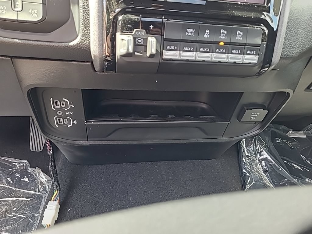 New 2026 RAM 2500 Tradesman AWD/4WD image 18
