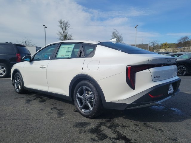 New 2026 Kia K4 FWD image 6