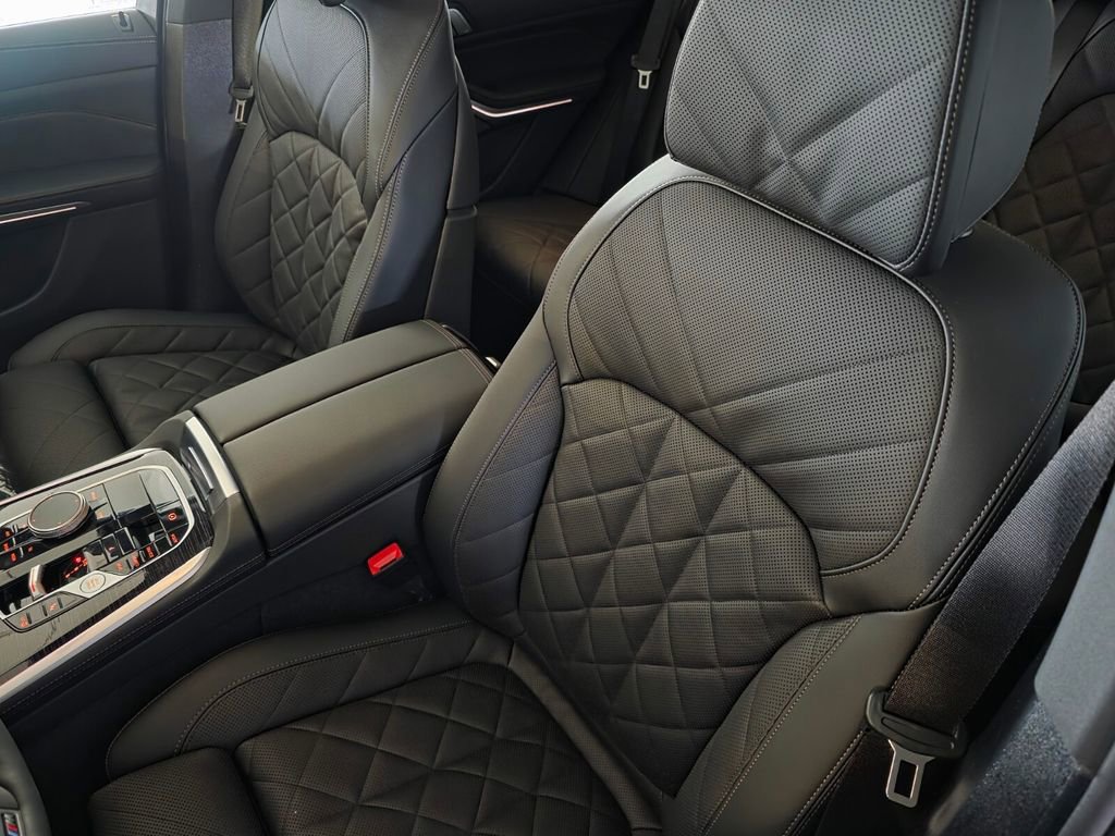 New 2026 BMW X5 sDrive40i RWD image 9