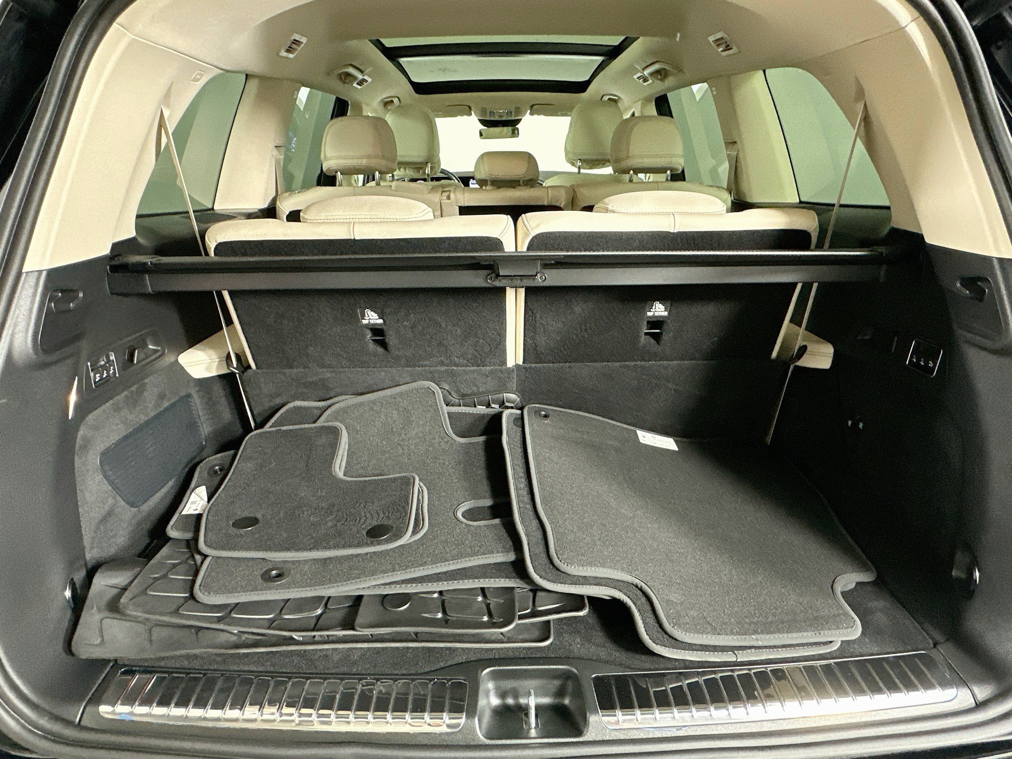 Certified 2026 Mercedes-Benz GLS 450 4MATIC image 33