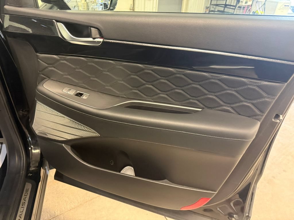Used 2020 Hyundai Palisade Limited AWD/4WD image 32