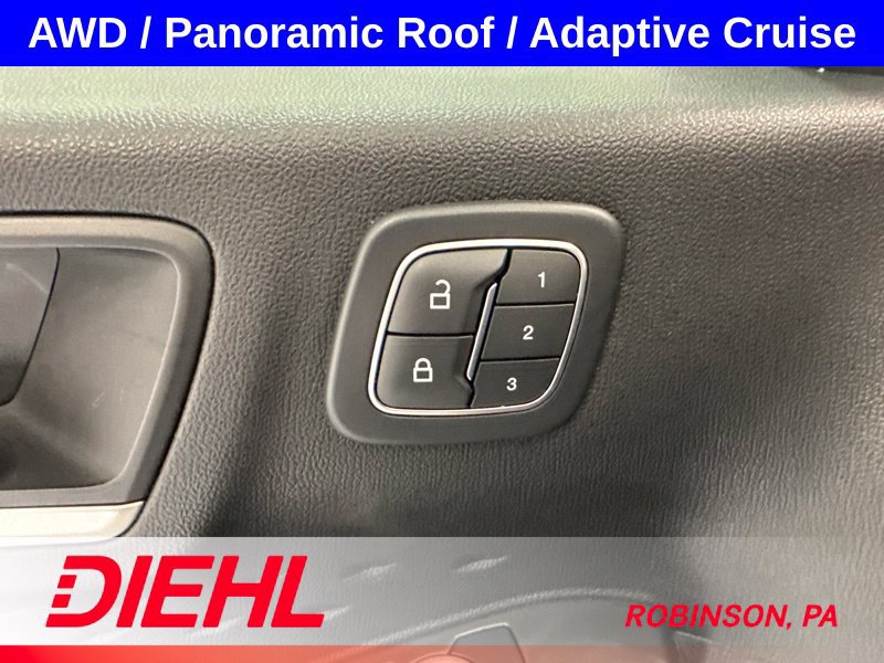 Used 2020 Ford Escape SEL AWD/4WD image 24