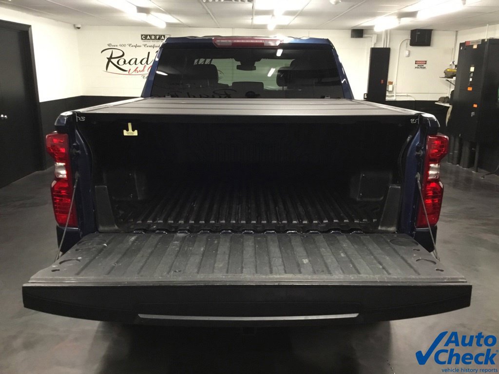 Used 2022 Chevrolet Silverado 1500 LT AWD/4WD image 11