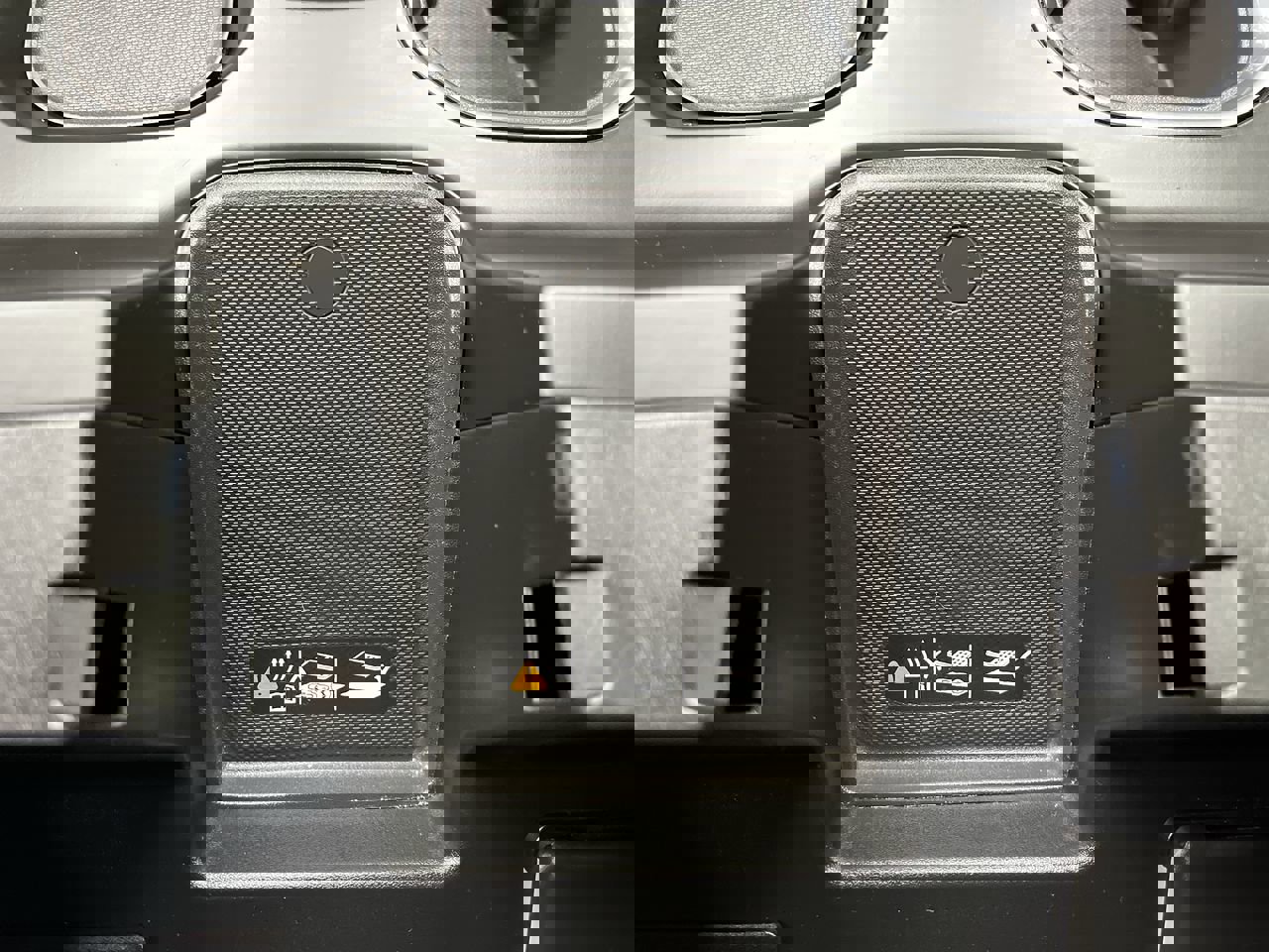 Certified 2024 Chevrolet Silverado 1500 High Country w/ Technology Package image 29