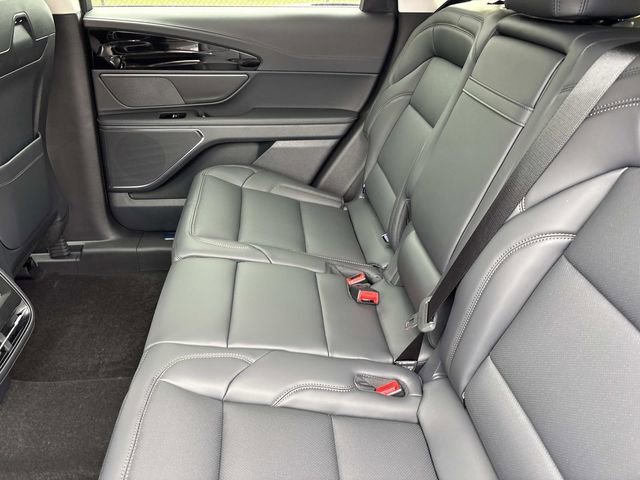 New 2026 Lincoln Nautilus Premier w/ Jet Appearance Package image 18