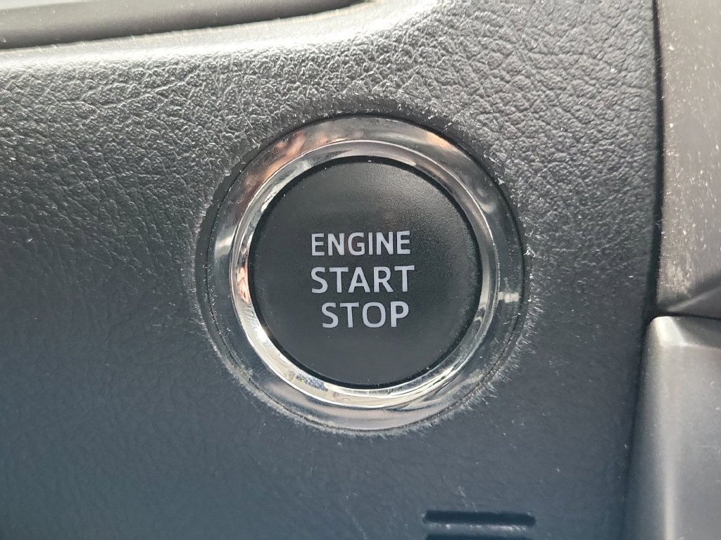 Used 2022 Toyota 4Runner Limited AWD/4WD image 31
