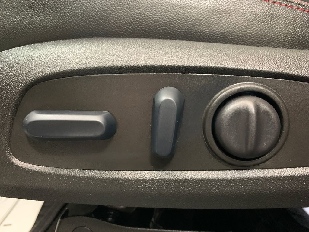 Used 2024 Chevrolet Equinox RS image 18