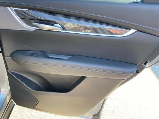 Used 2026 Cadillac XT5 Sportv w/ LPO, Floor Liner Package AWD/4WD image 39