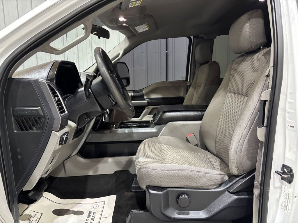 Used 2018 Ford F250 XLT w/ XLT Value Package image 11