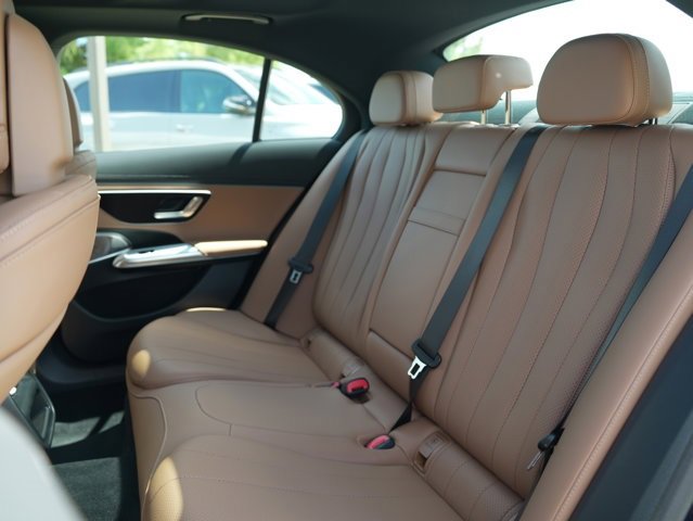 Used 2026 Mercedes-Benz E 350 4MATIC Sedan image 41