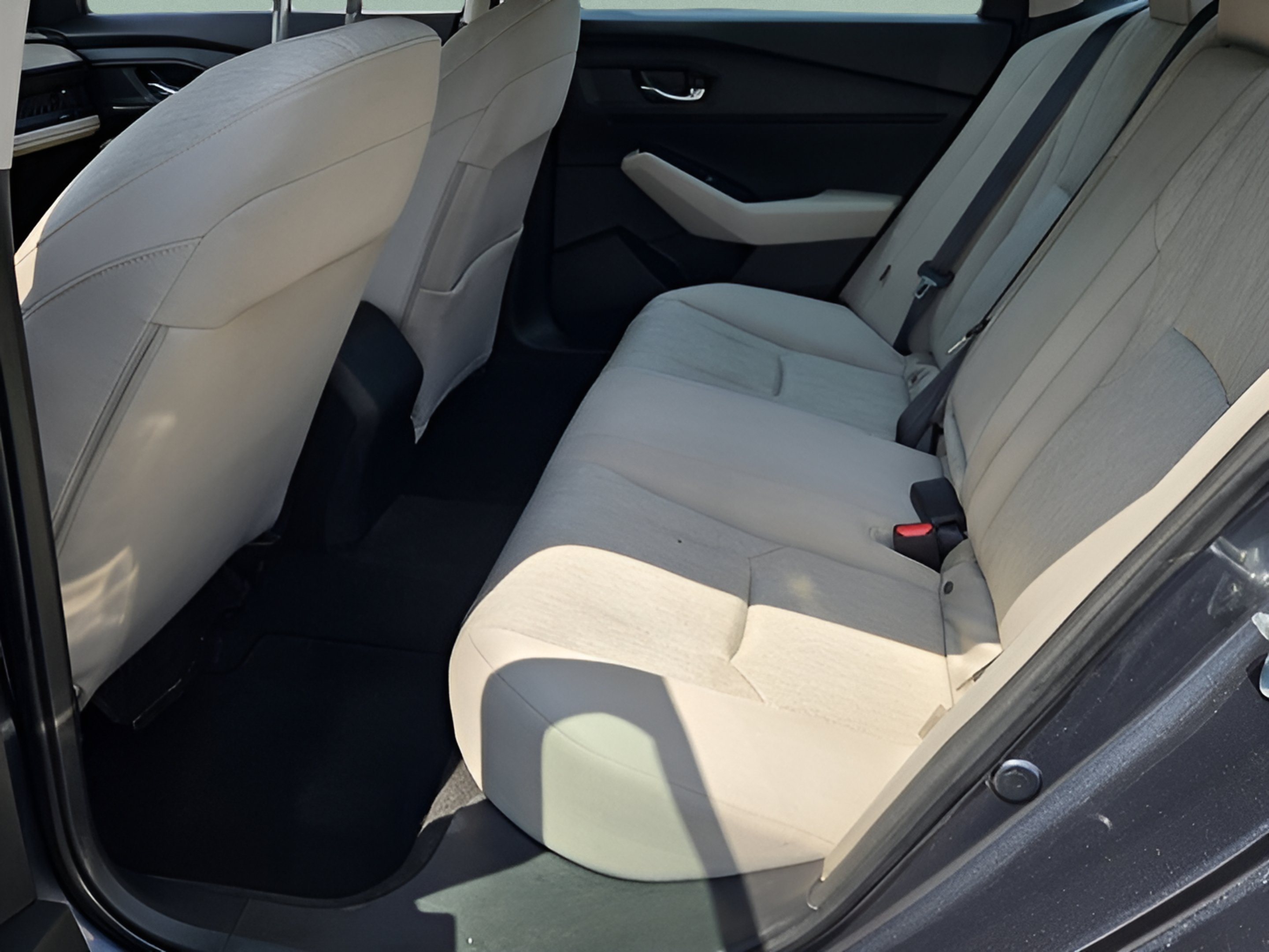 Used 2023 Honda Accord EX image 9