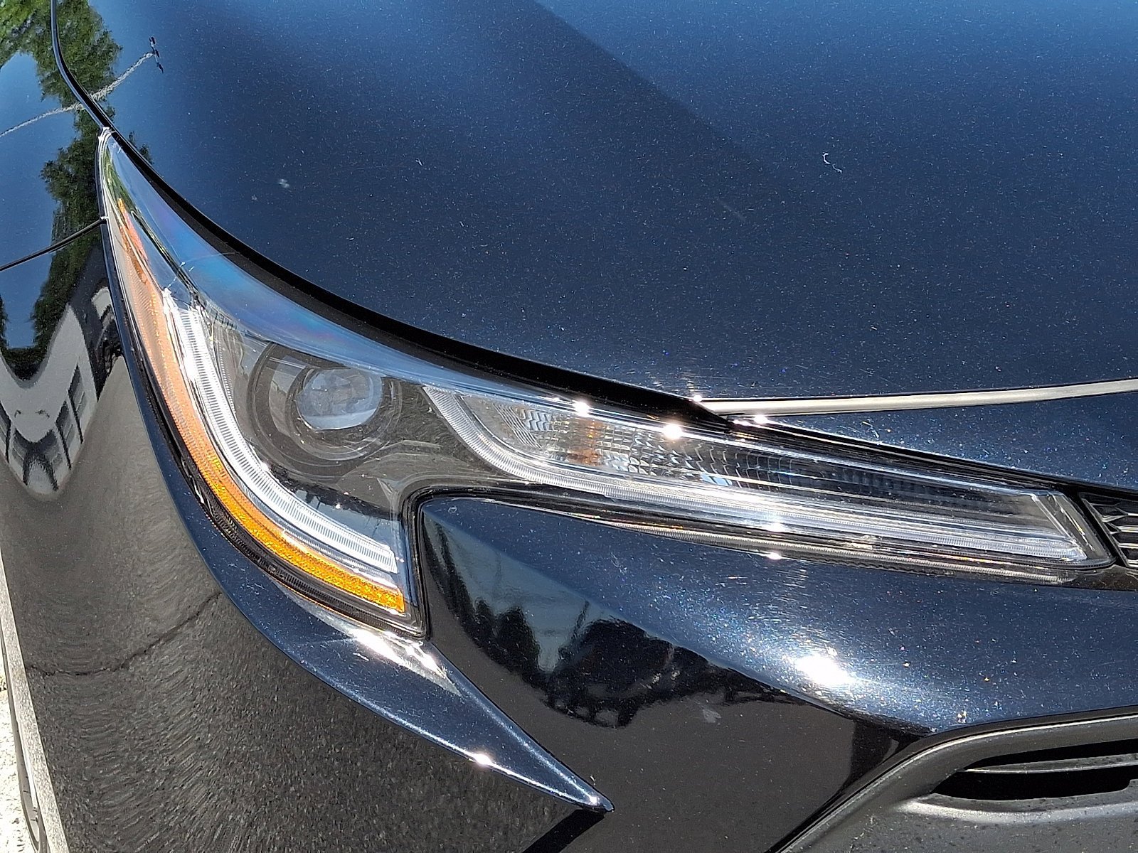 Used 2025 Toyota Corolla LE FWD image 10
