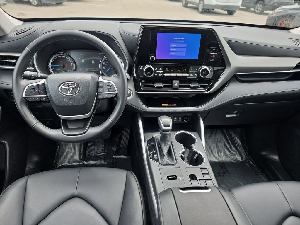Certified 2026 Toyota Highlander XLE AWD/4WD image 27