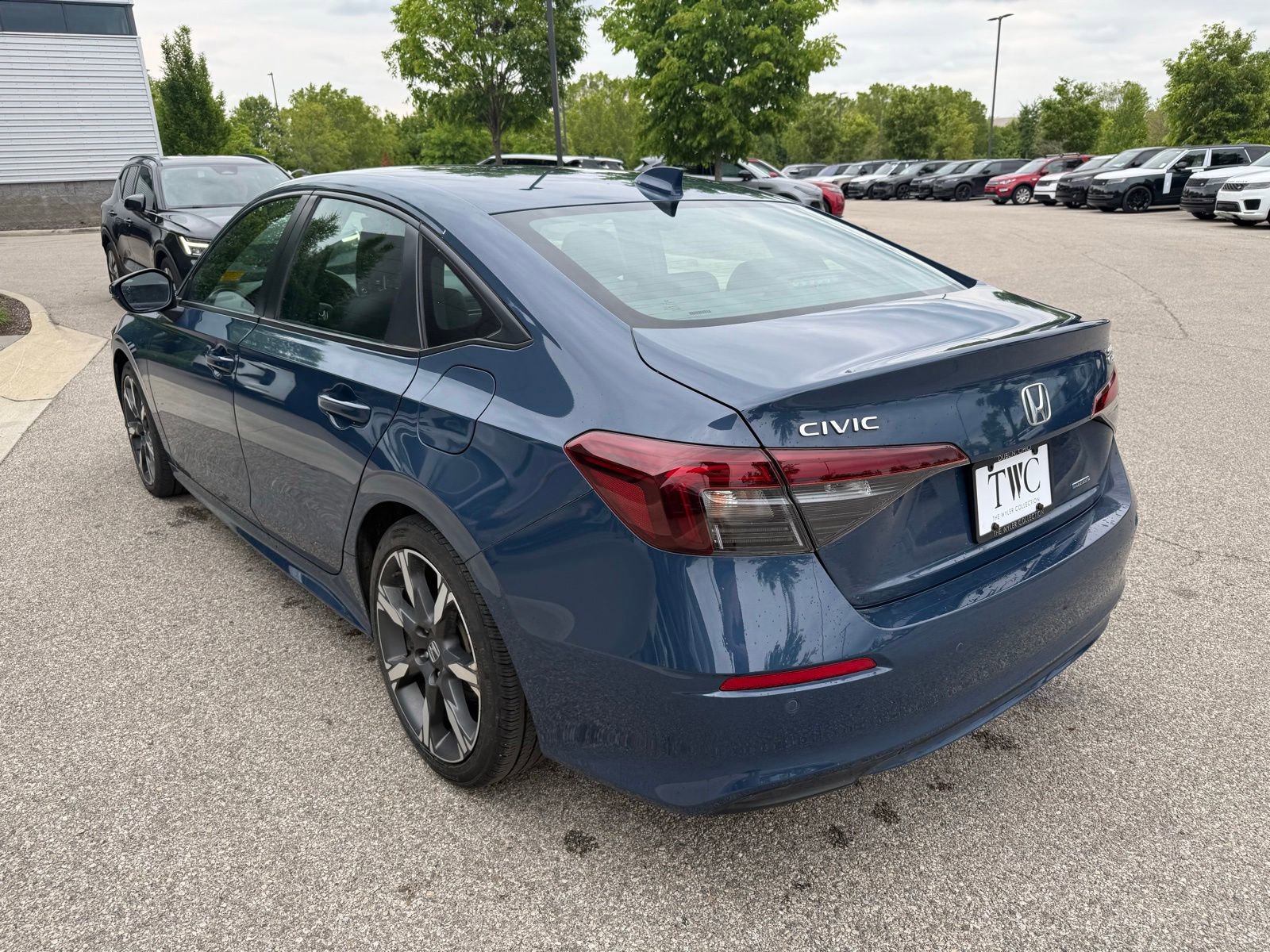 Used 2025 Honda Civic Sport image 7
