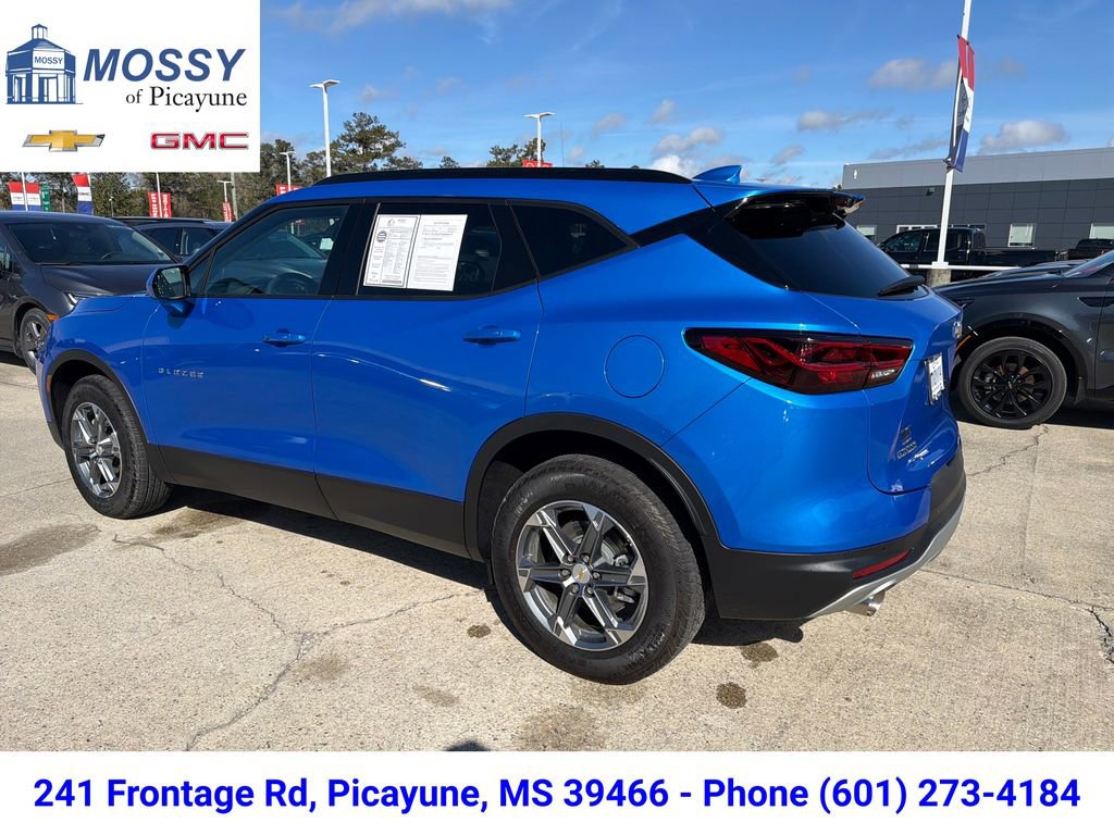 Certified 2024 Chevrolet Blazer LT w/ Convenience Package image 5