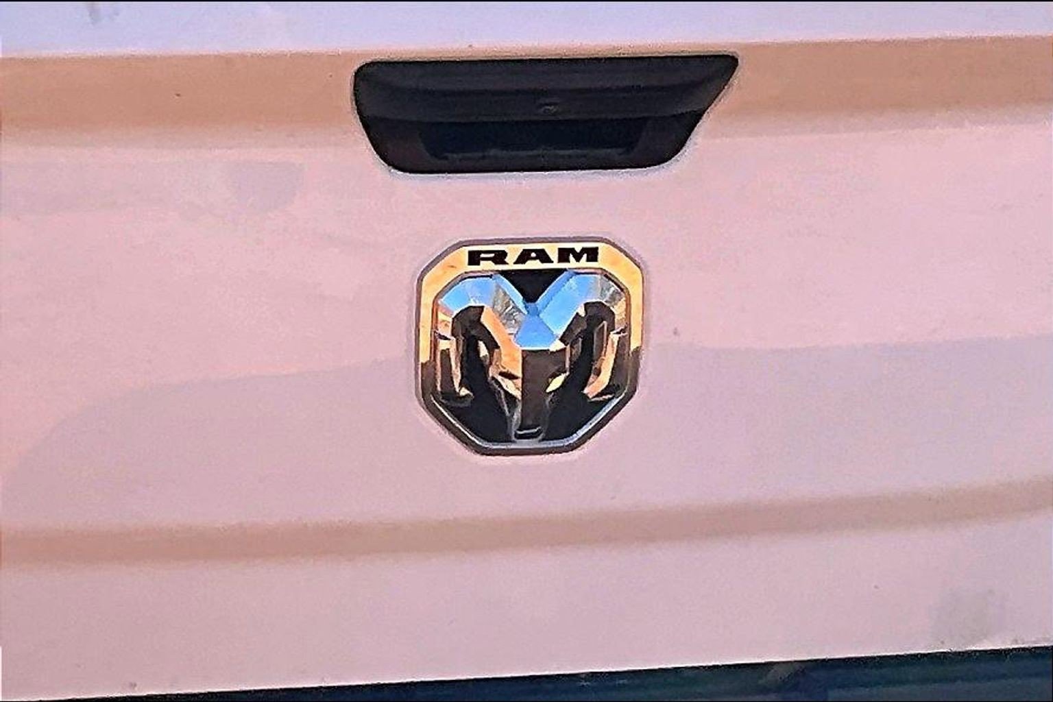 Used 2024 RAM 3500 Big Horn image 12