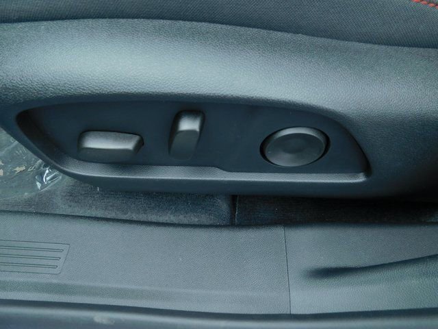 New 2025 Chevrolet Equinox RS image 22