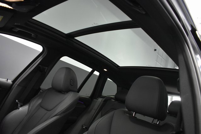 Used 2024 BMW X3 xDrive30i image 17