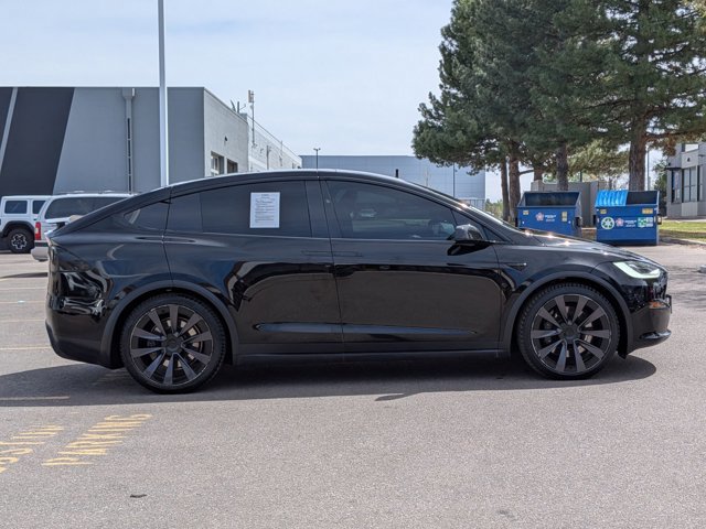 Used 2022 Tesla Model X Plaid image 4