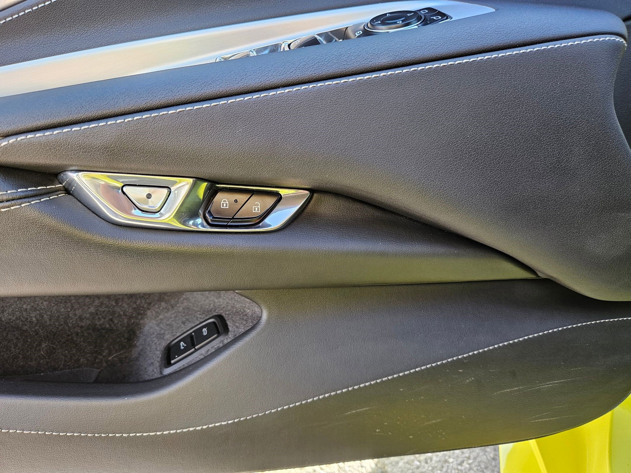 Used 2020 Chevrolet Corvette Stingray Preferred Conv w/ 2LT Preferred Equipment Group image 13