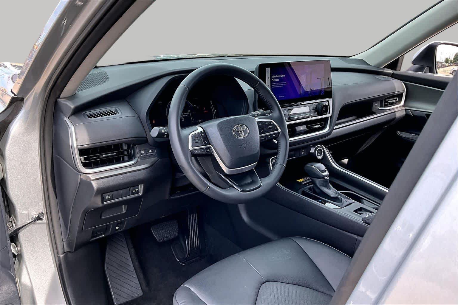 Certified 2026 Toyota Grand Highlander FWD image 17