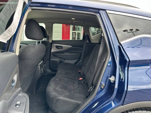 Used 2019 Nissan Murano SV AWD/4WD image 18
