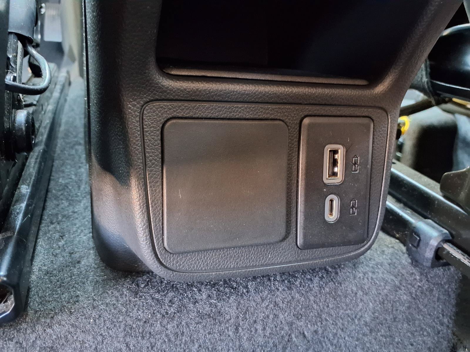 Used 2023 Buick Encore GX Select w/ Experience Buick Package FWD image 28