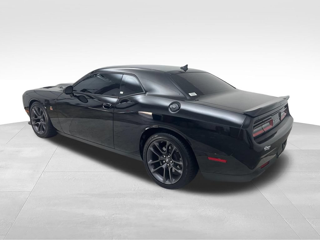 Used 2023 Dodge Challenger R/T Scat Pack RWD image 3
