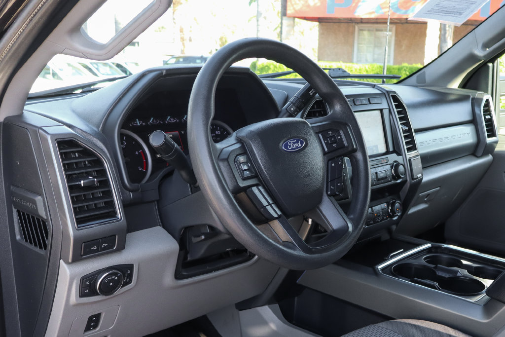Used 2022 Ford F250 XLT w/ Black Appearance Package AWD/4WD image 23