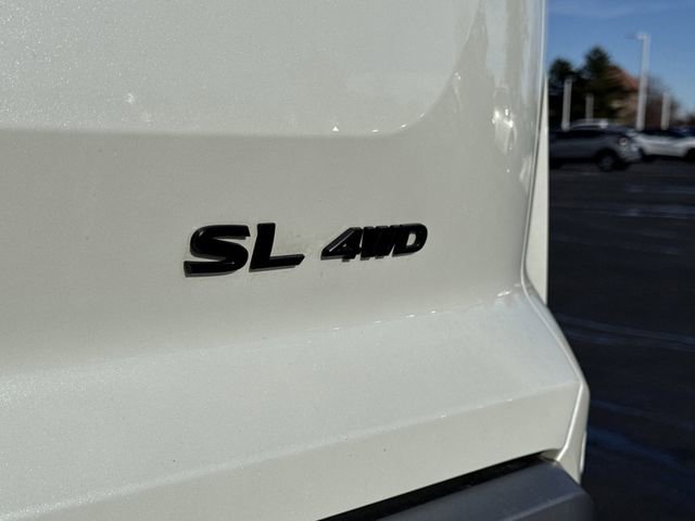 Used 2024 Nissan Pathfinder SL w/ Black Appearance Package image 19