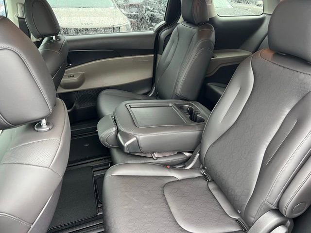 New 2026 Kia Carnival LXS image 15