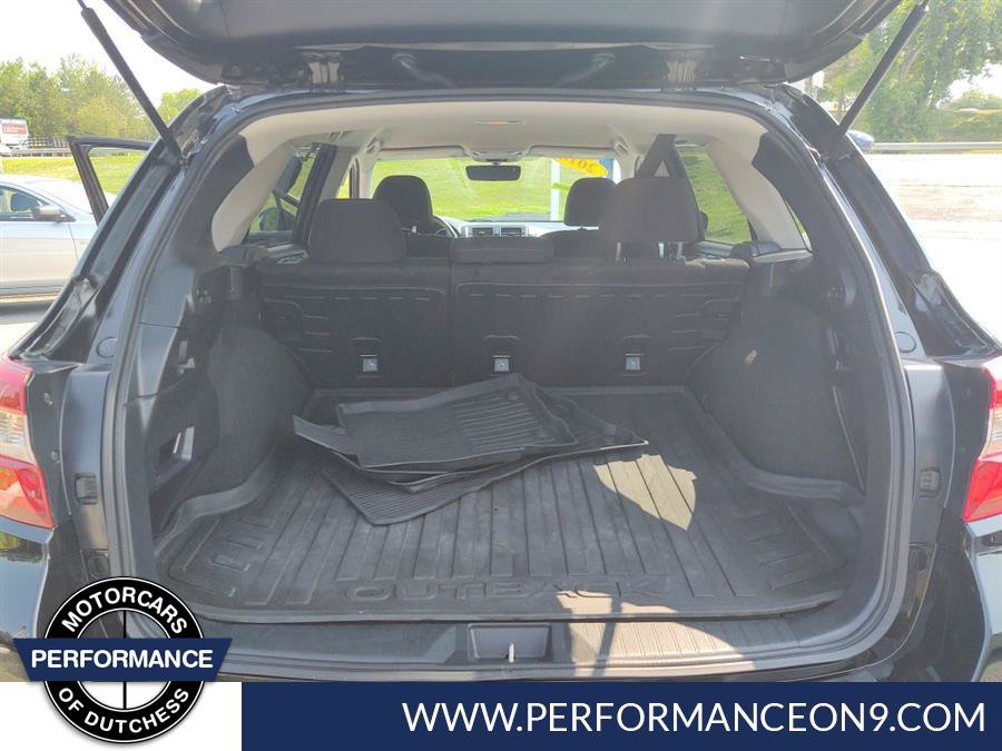 Used 2018 Subaru Outback 2.5i Premium AWD/4WD image 16