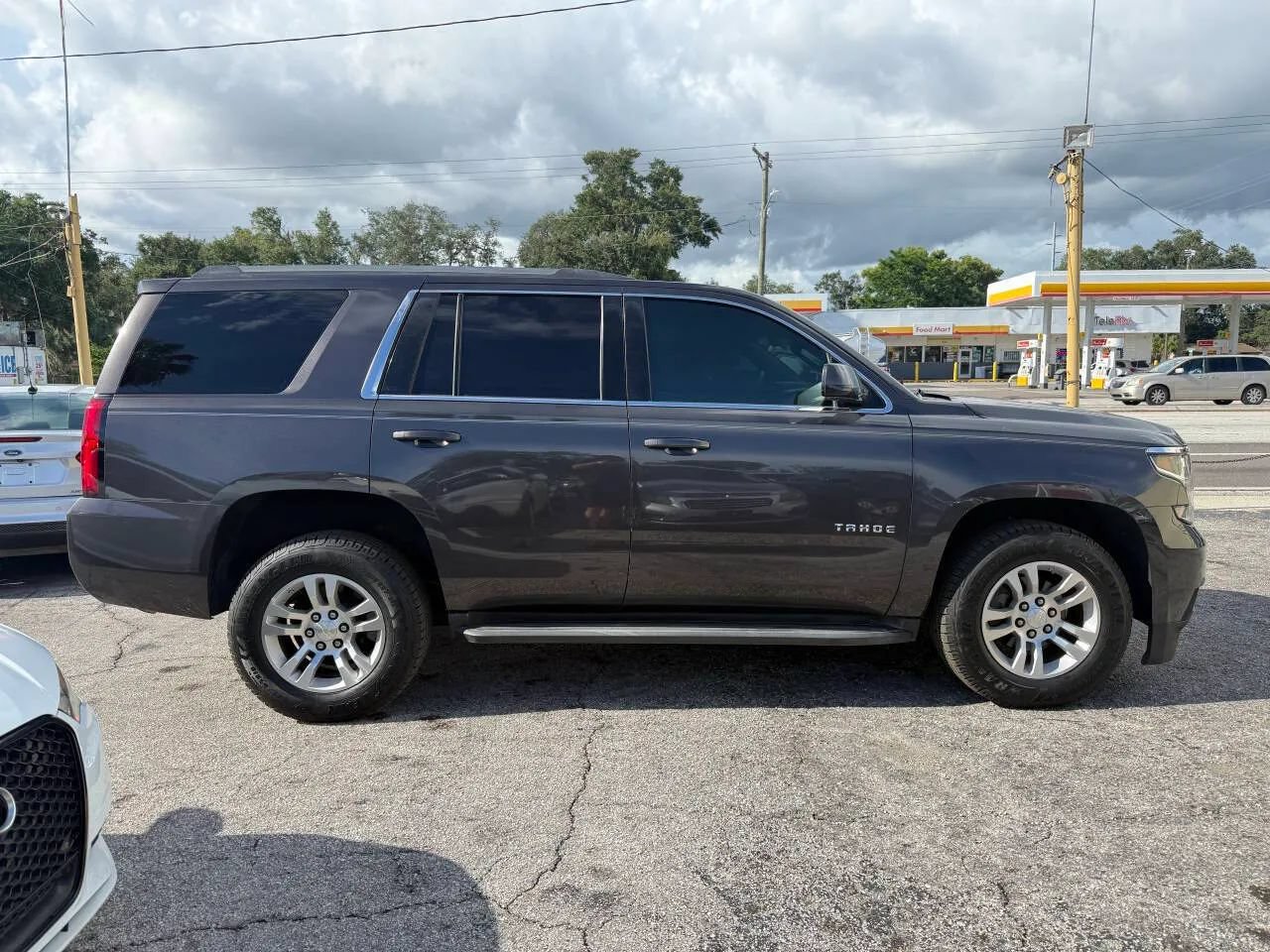 Used 2017 Chevrolet Tahoe LS RWD image 8
