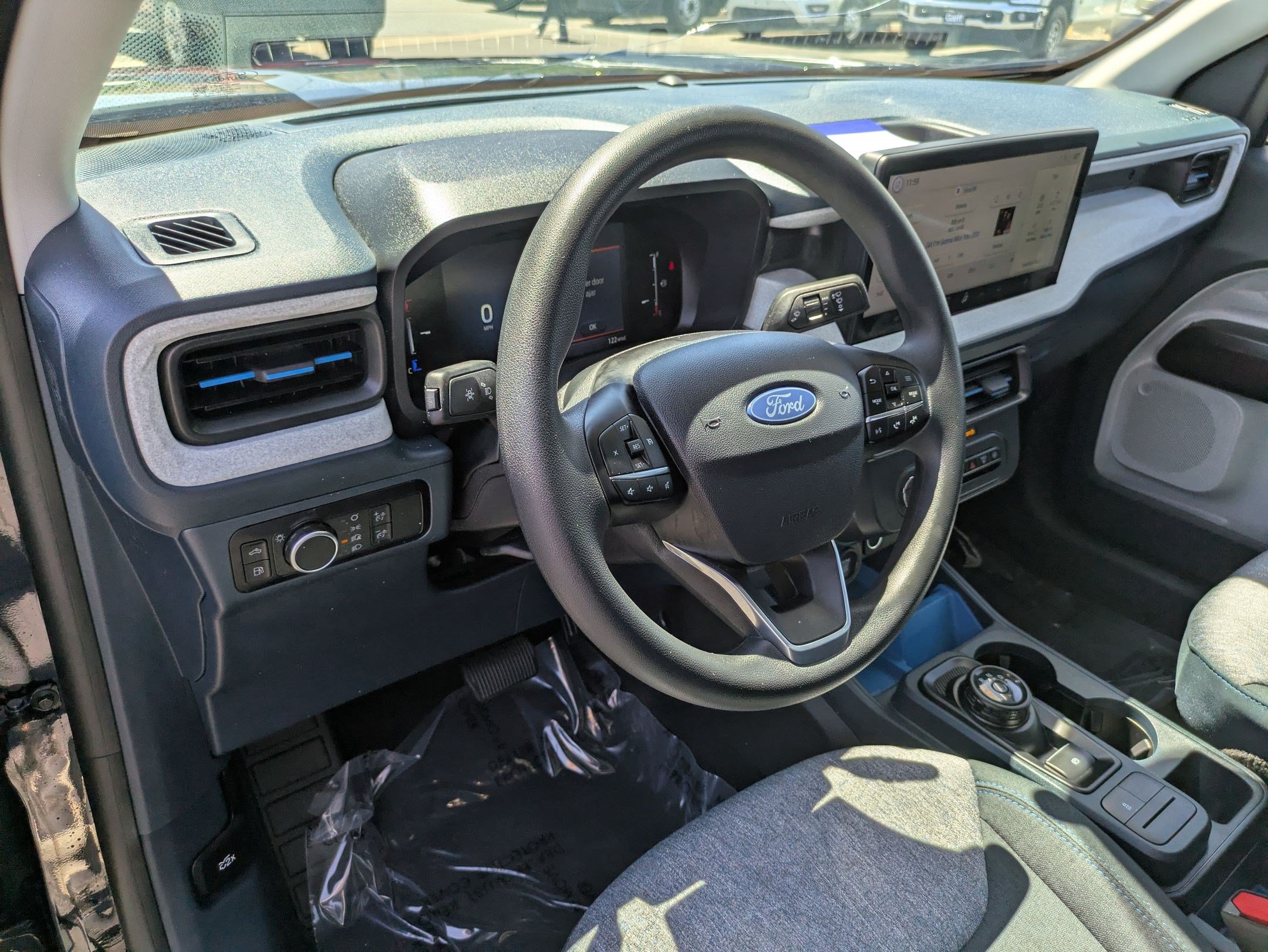 Certified 2025 Ford Maverick XLT w/ Equipment Group 301A AWD/4WD image 16