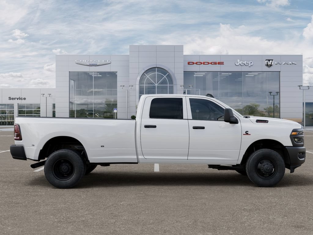 New 2026 RAM 3500 Tradesman AWD/4WD image 22