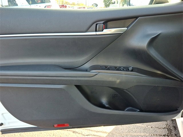 Used 2023 Toyota Camry LE image 12
