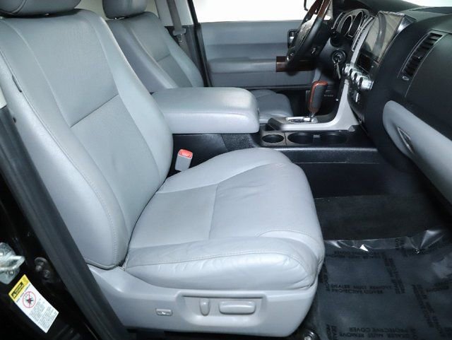 Used 2012 Toyota Sequoia Platinum image 37