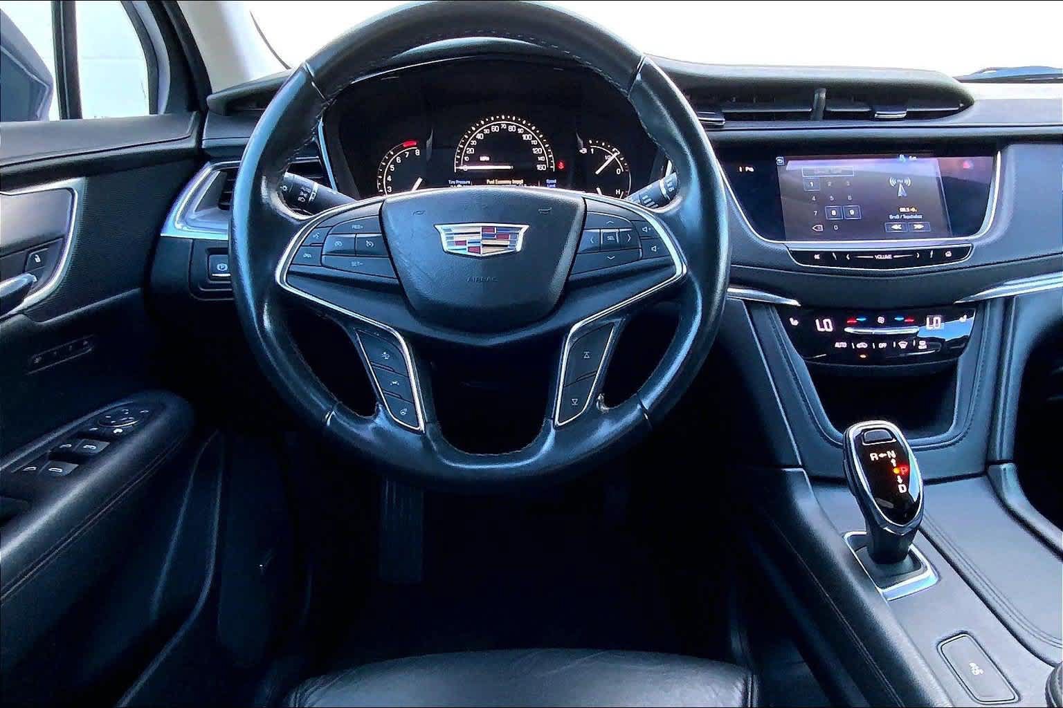 Used 2019 Cadillac XT5 Luxury FWD image 14
