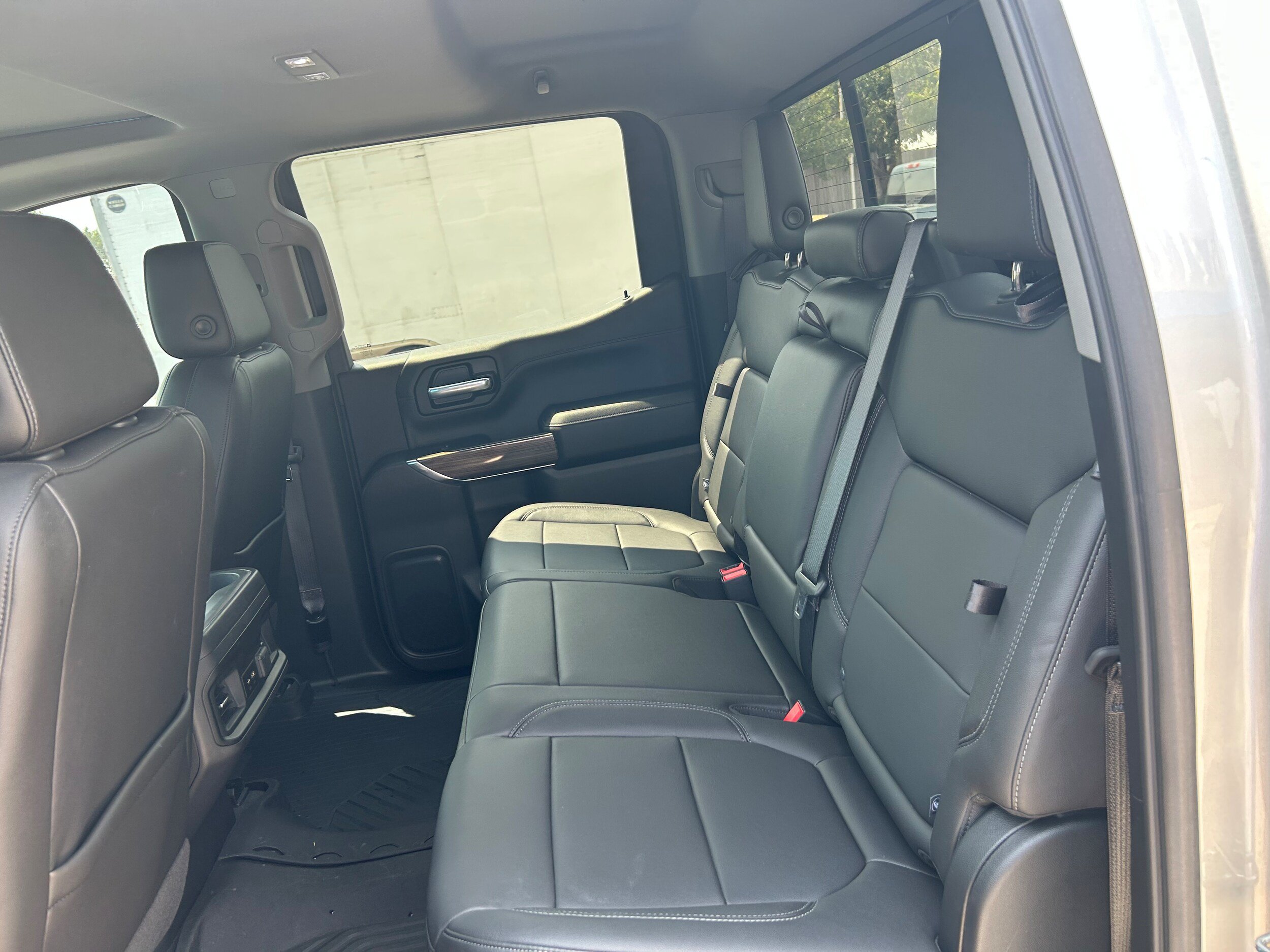 Used 2021 Chevrolet Silverado 1500 LT Trail Boss w/ Convenience Package II AWD/4WD image 35