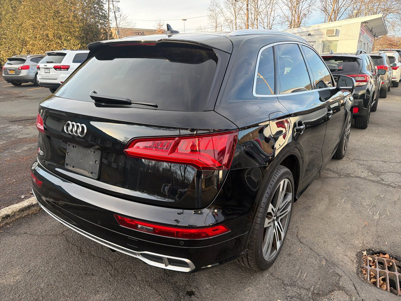 Used 2018 Audi SQ5 Premium Plus w/ S Sport Package image 7