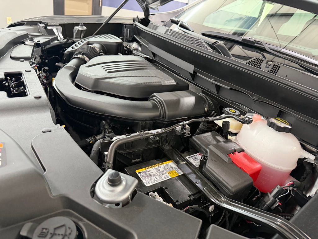 New 2026 GMC Acadia AT4 AWD/4WD image 5
