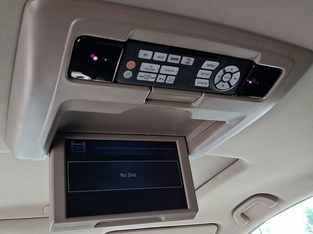 Used 2017 Honda Pilot Touring image 12