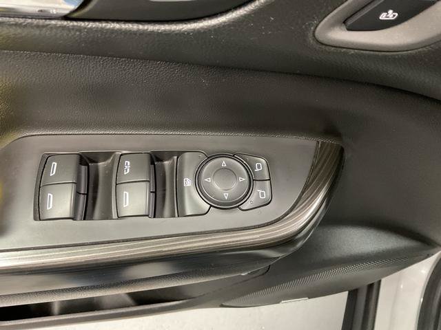 Used 2018 GMC Acadia SLT AWD/4WD image 12