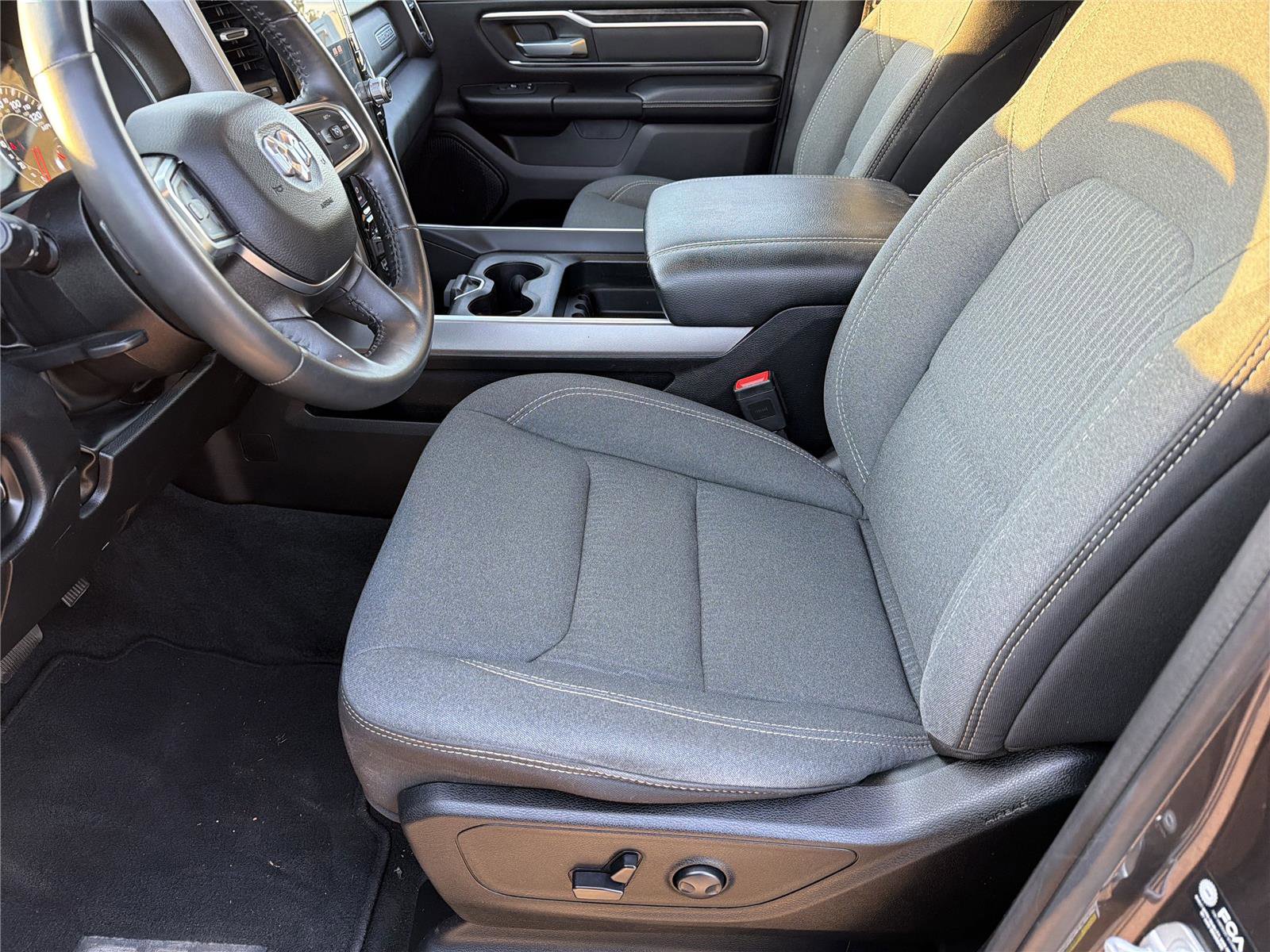 Used 2024 RAM 1500 Big Horn AWD/4WD image 7