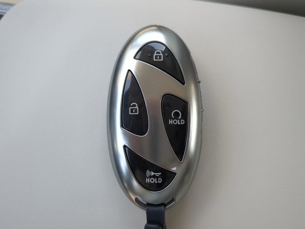 New 2025 Hyundai Sonata Limited image 7