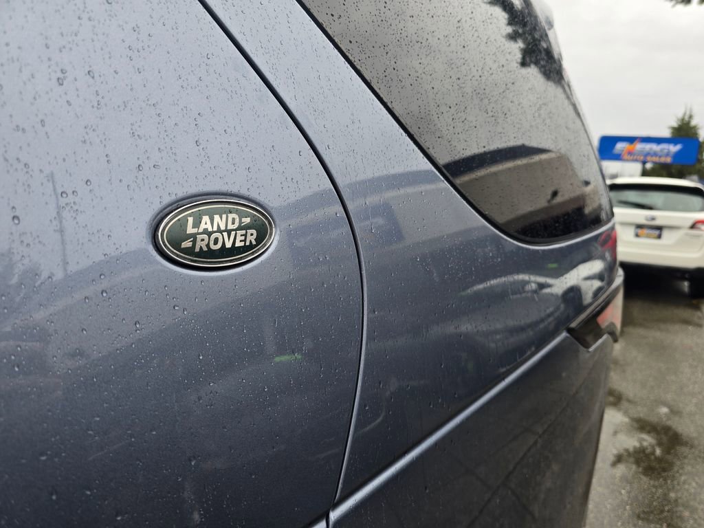 Used 2018 Land Rover Discovery HSE Luxury image 22
