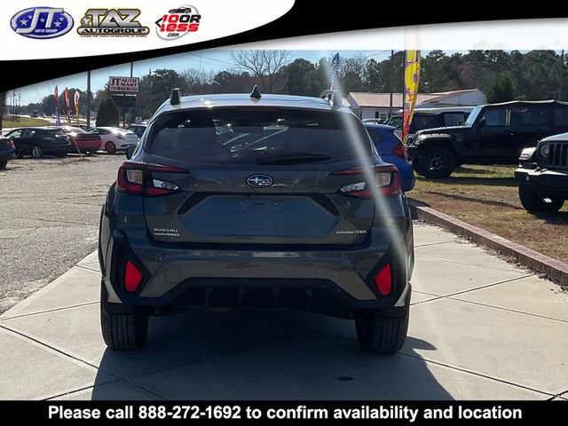 Used 2024 Subaru Crosstrek 2.0i Premium image 5