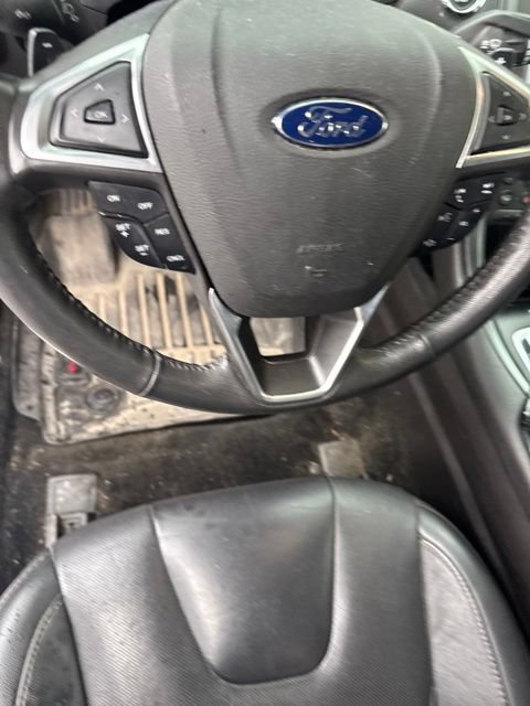 Used 2016 Ford Fusion Titanium FWD image 20
