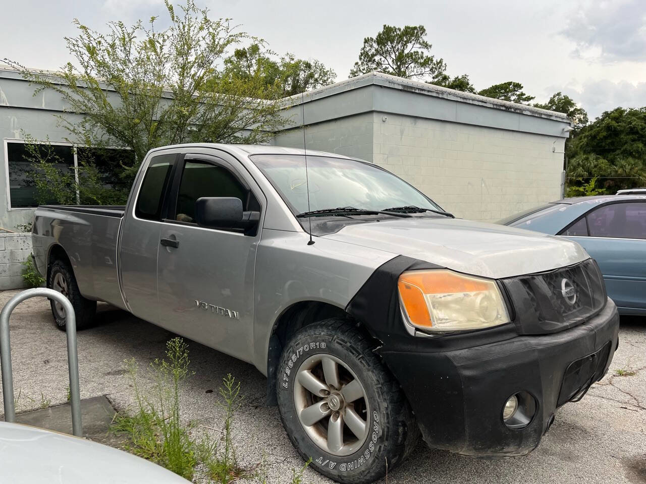 Used 2008 Nissan Titan XE image 3