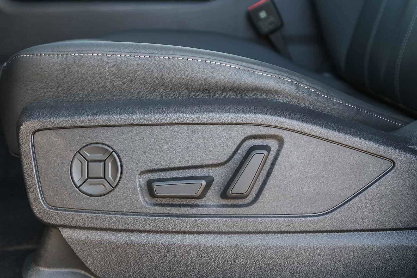 New 2025 Audi Q5 Premium image 21